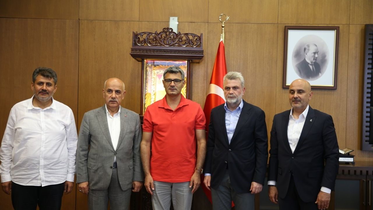 Olimpiyat İkincisi Yusuf Dikeç Kahramanmaraş'ta Ziyaretler Gerçekleştirdi