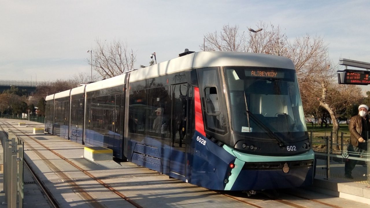 Çiğli, Konak, Karşıyaka tramvay hatlarıyla ilgili flaş gelişme