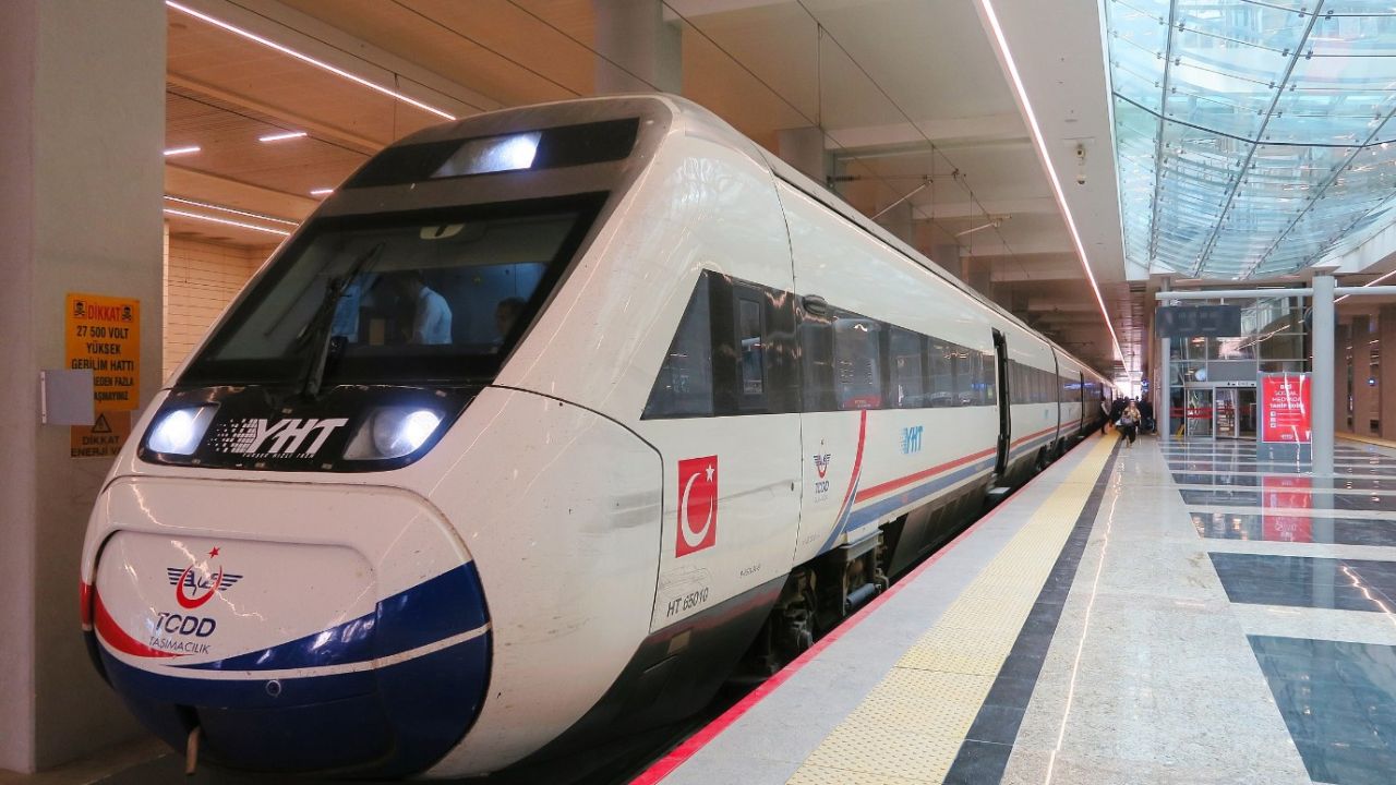 Ankara-İzmir hızlı tren hattı için tarih verildi