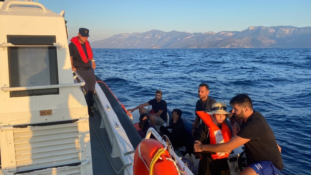 Muğla Açıklarında Düzensiz Göçmen Operasyonları