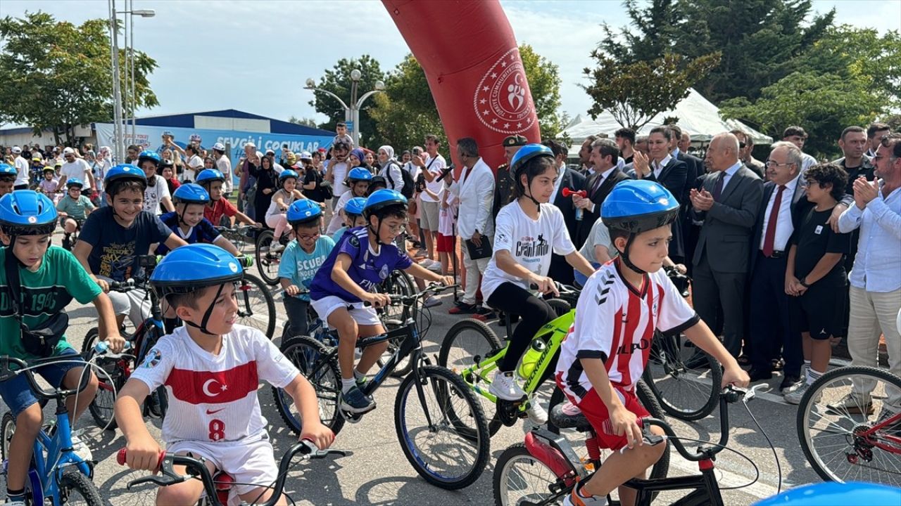 Kurtuluş Yolu Bisiklet Turu Başladı