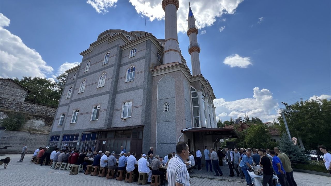 Kütahya'da Hayme Ana Anısına Mevlit Etkinliği Düzenlendi
