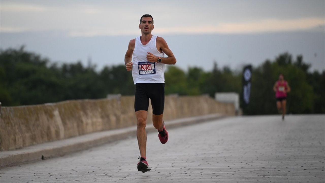 9. Uluslararası Edirne Maratonu'nda Zaferler Yükseldi