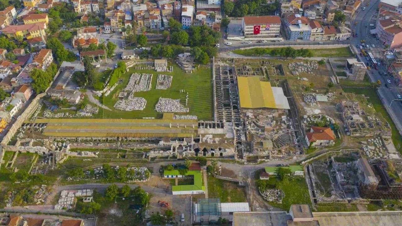 Helenistik dönemin anahtarı: Agora Örenyeri İzmir tarihini açığa çıkarıyor