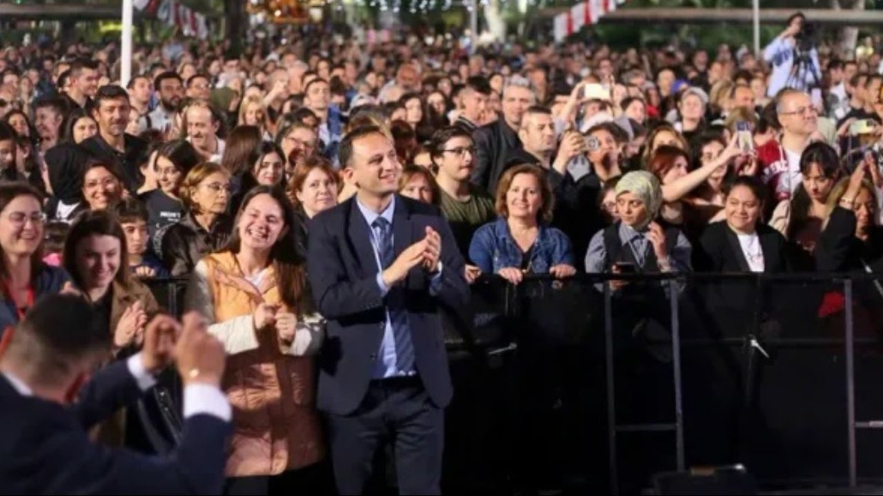 Bornova Belediye Başkanı Eşki'den 1 Mayıs mesajı