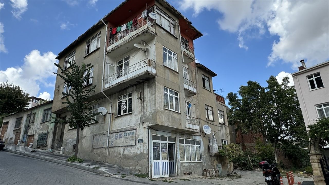 Malkara'da Cinsel İstismar ve Şiddet Olayı: 2 Yaşındaki Kız Bebeğin Anne ve Komşuları Tutuklandı
