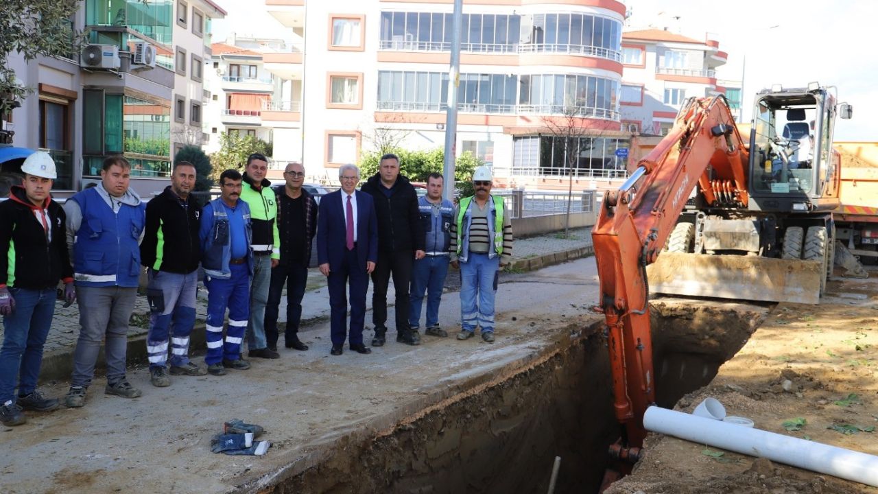 İZSU'da sular durulmuyor: Genel Müdürün odasını bastılar