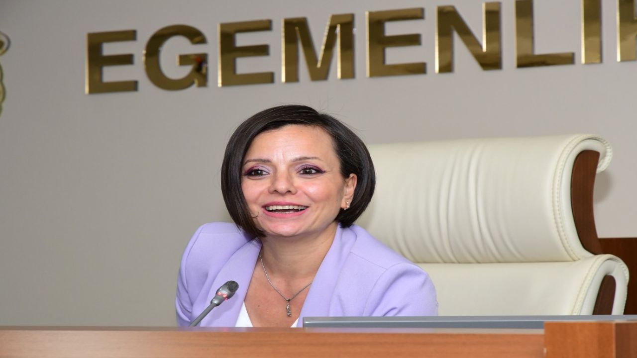 Karabağlar Belediyesi meclis oturumunu SMA hastası Gülsima'ya bağışladı