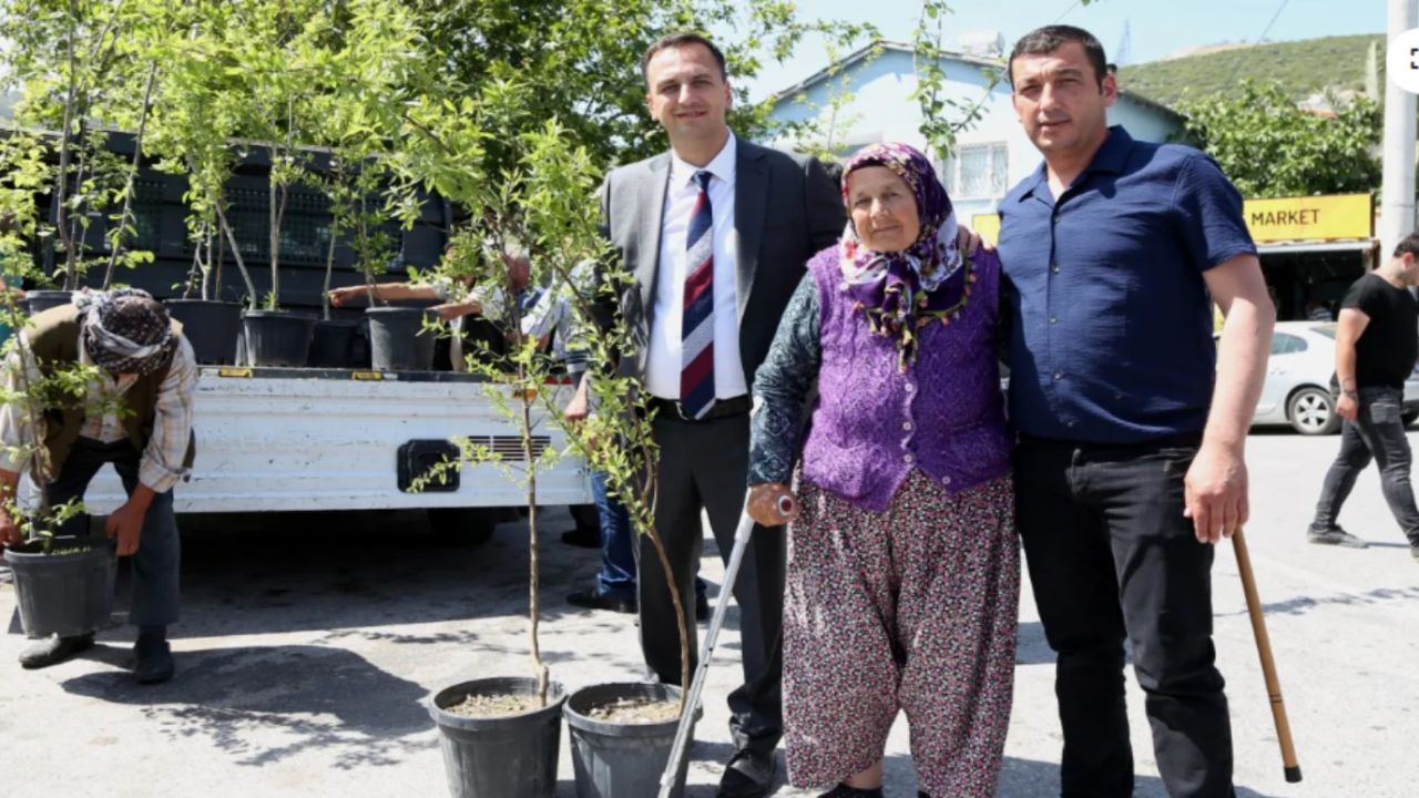 Bornova Belediye Başkanı Eşki: Tarımsal destekleri seferberlik düzeyinde vereceğiz