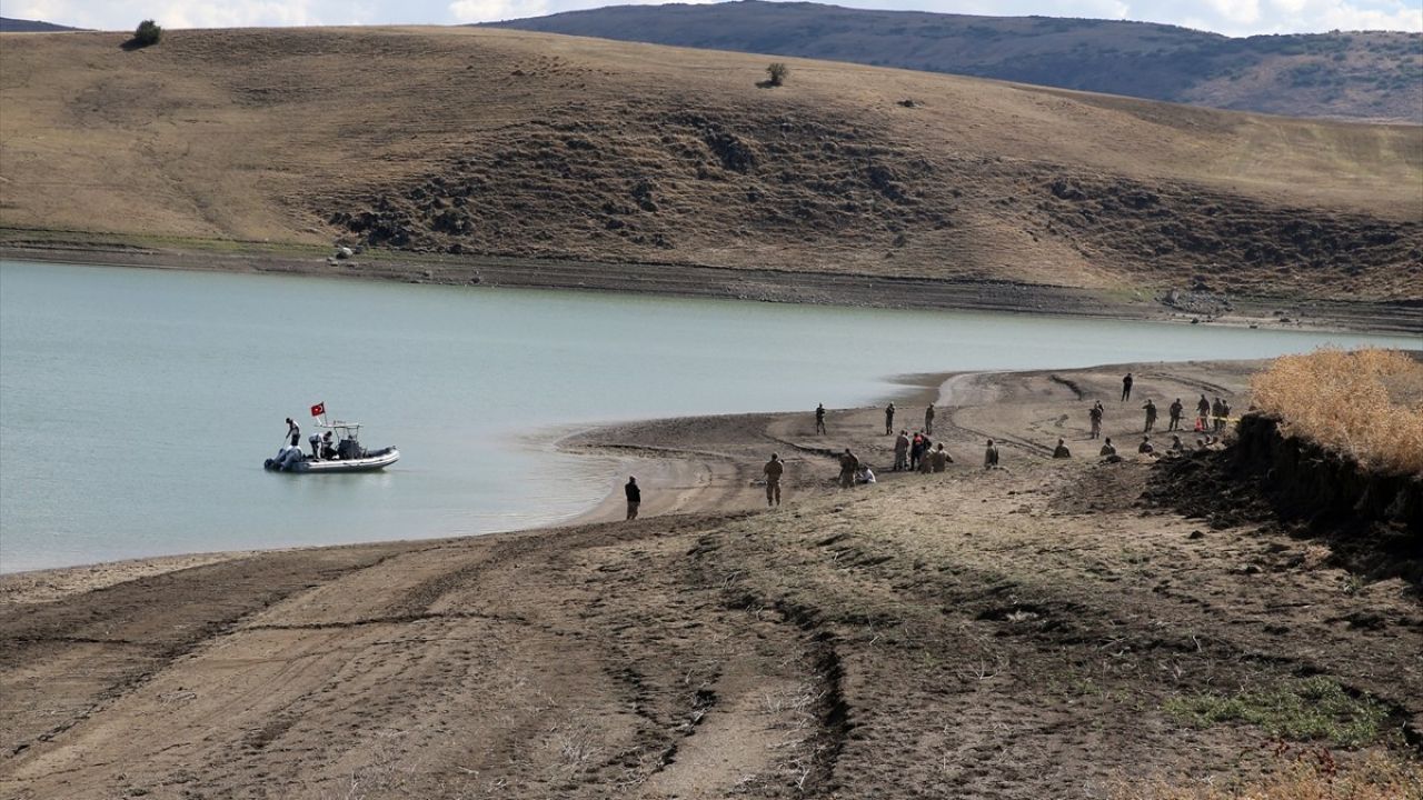 Muş'ta Kaybolan Lise Öğrencisi İçin Arama Çalışmaları Devam Ediyor