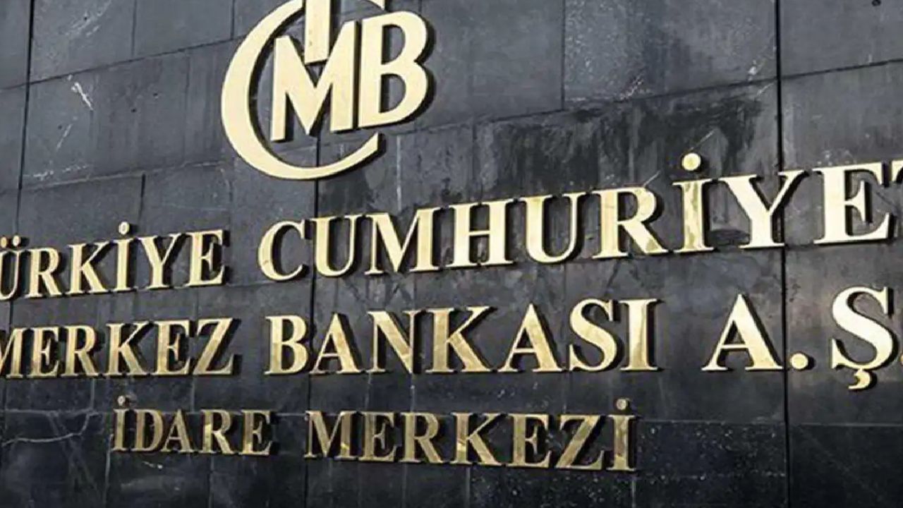 Merkez Bankası'ndan gece yarısı kredi kartı faizi kararı