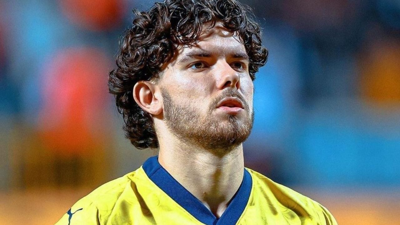 Borussia Dortmund Ferdi Kadıoğlu hakkında kararını verdi