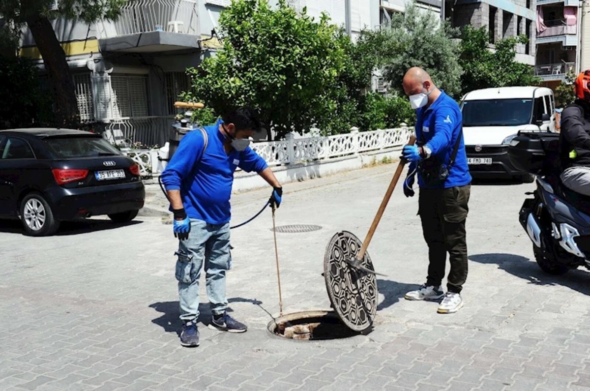 Karşıyaka Belediyesi haşerelere karşı 25 kişilik ilaçlama ekibi kurdu