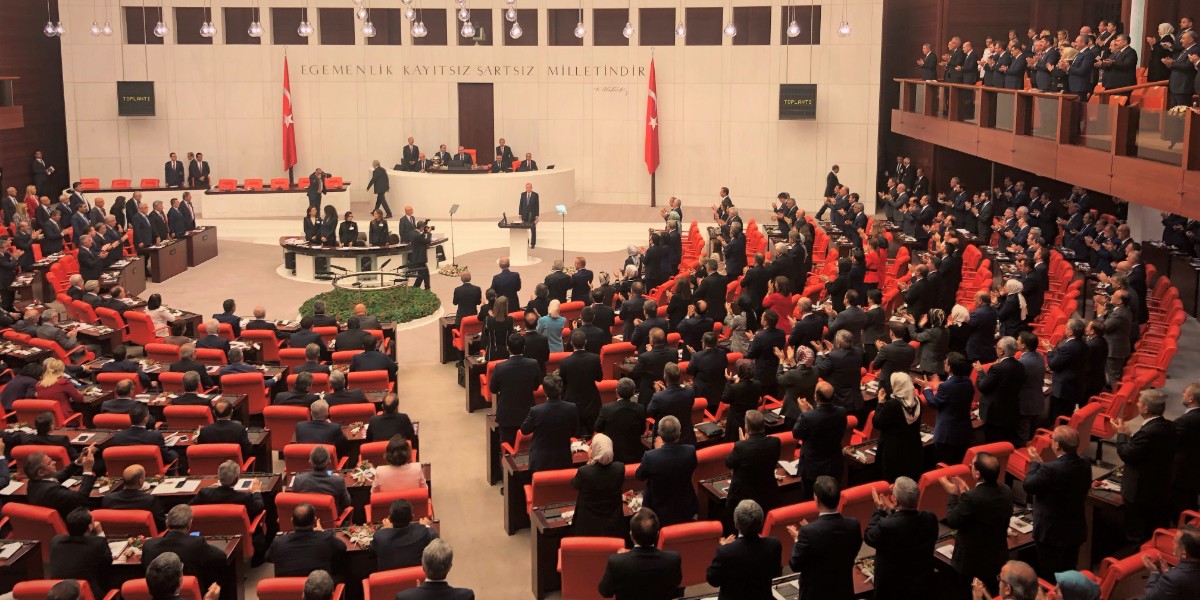 İzmir yeni hizmet binası