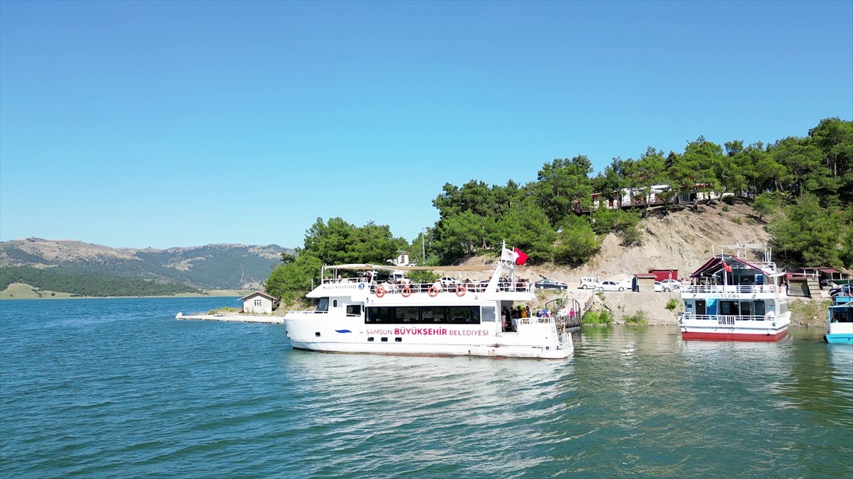 Samsun'un en önemli turizm destinasyonlarından biri olan Şahinkaya Kanyonu'na rağbet artıyor....